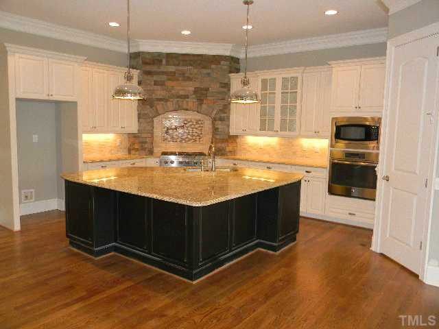 5012 Pomfret Point, Unit 191 Raleigh, NC 27612 - Photo 6 of 25 Gallery Image 6