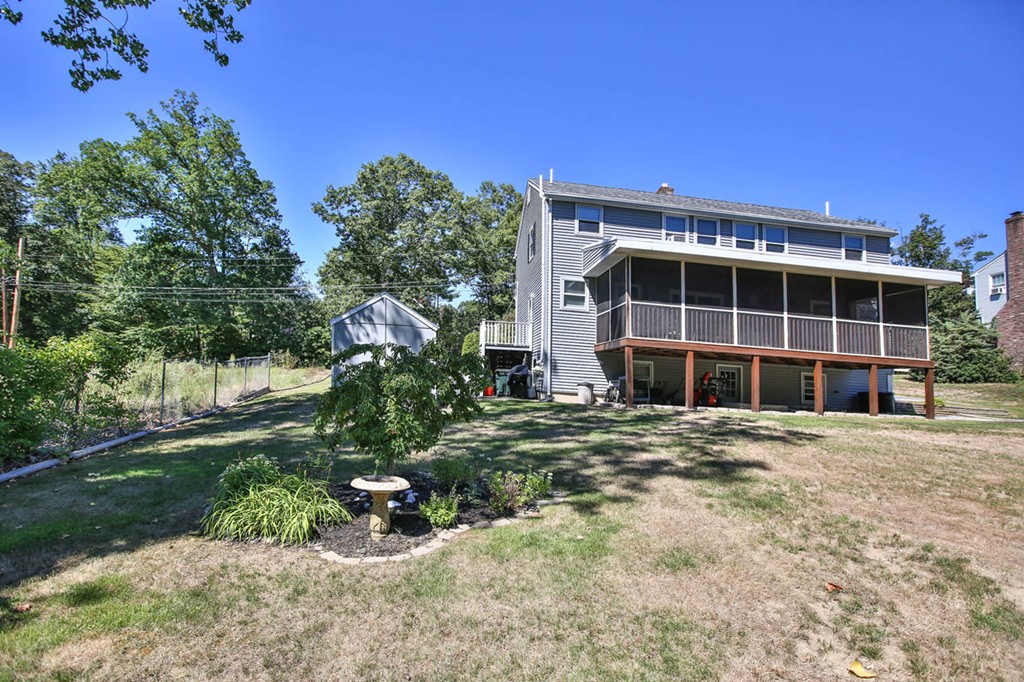 35 Middle Road, Unit 35 Amesbury, MA 01913 - Photo 16 of 21 Gallery Image 16