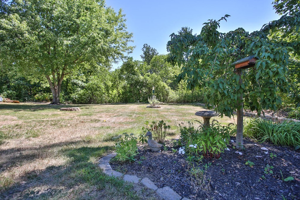 35 Middle Road, Unit 35 Amesbury, MA 01913 - Photo 18 of 21 Gallery Image 18