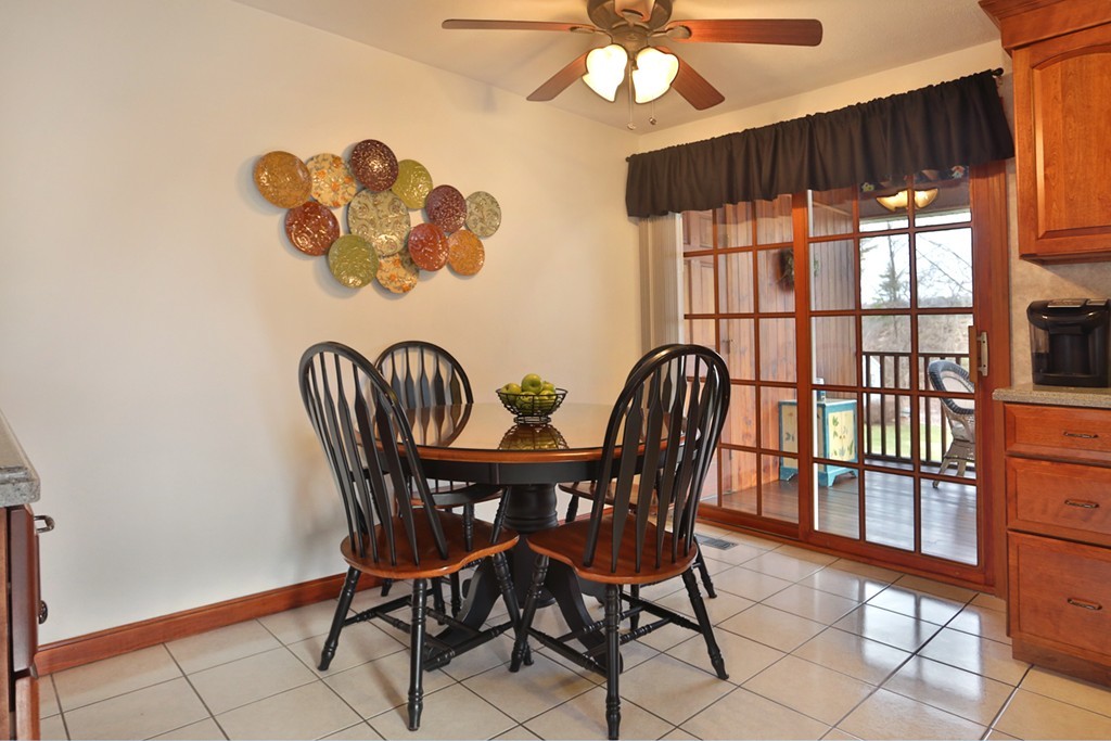 35 Middle Road, Unit 35 Amesbury, MA 01913 - Photo 3 of 21 Gallery Image 3