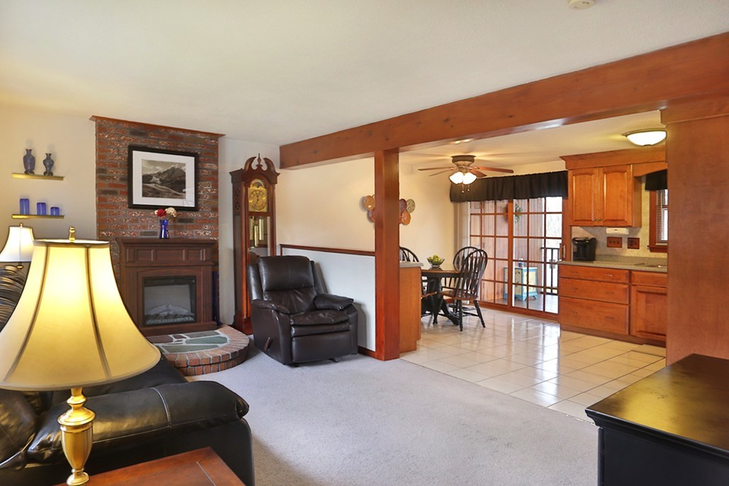 35 Middle Road, Unit 35 Amesbury, MA 01913 - Photo 4 of 21 Gallery Image 4