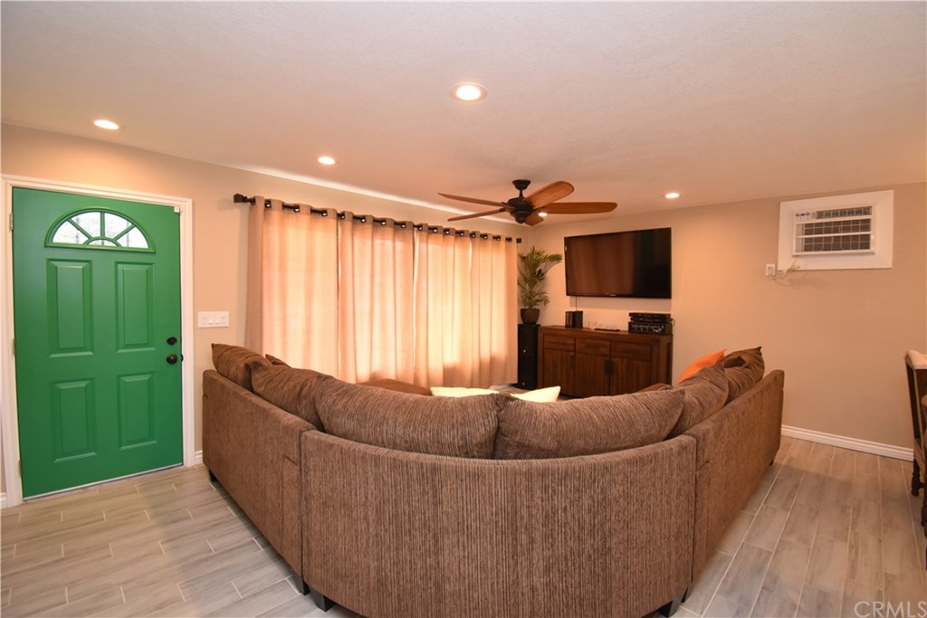 4110 Estrada Drive Riverside, CA 92509 - Photo 4 of 26
