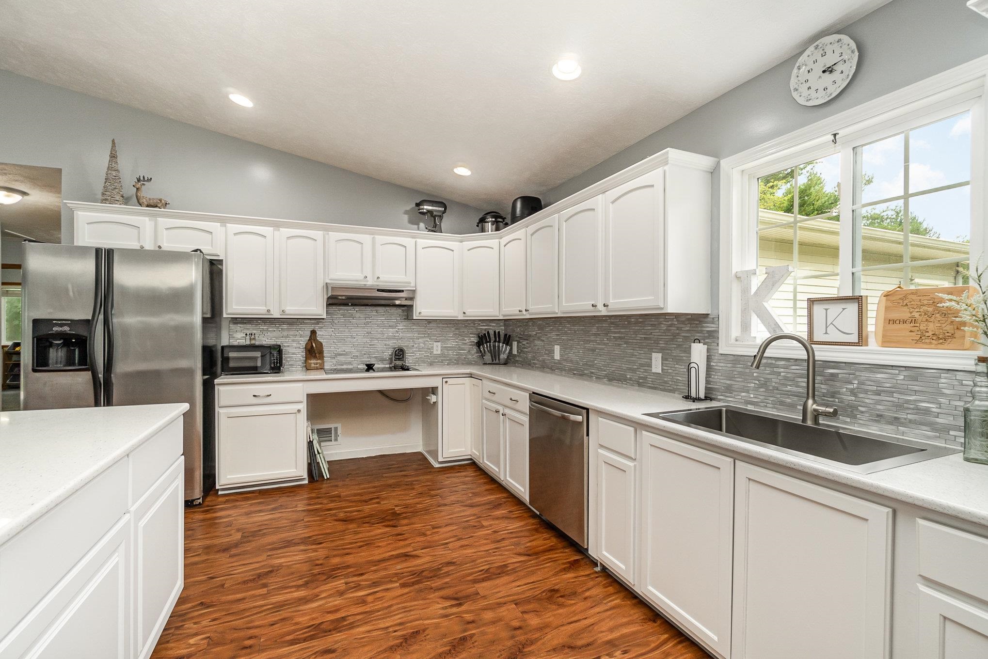 9338 South Alger Road Perrinton, MI 48871 - Photo 9 of 43