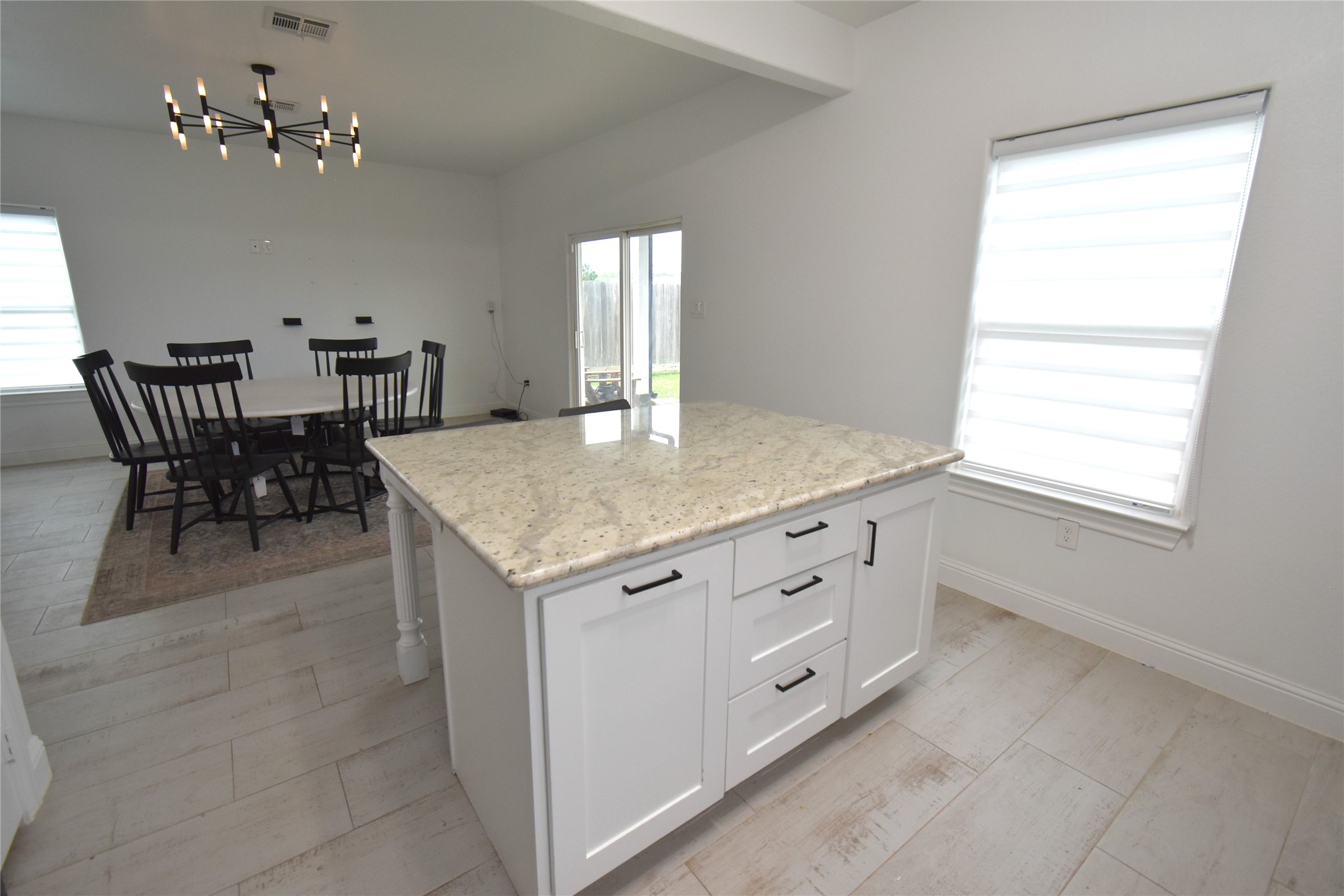 42 County Rd-5102L Cleveland, TX 77327 - Photo 8 of 9