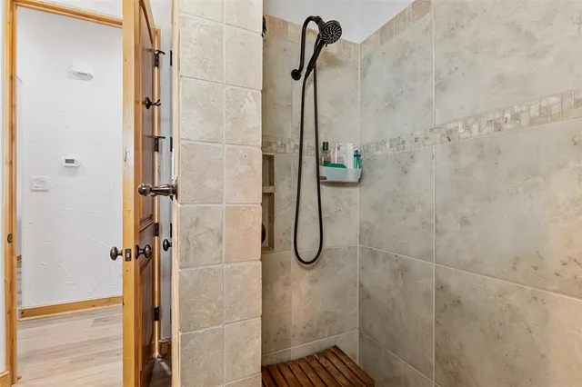 $559,900 | 712 Sugartree Drive, Lipan, TX 76462