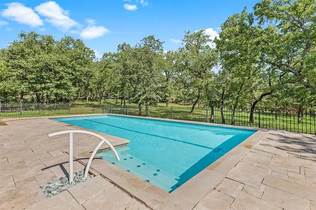 $559,900 | 712 Sugartree Drive, Lipan, TX 76462