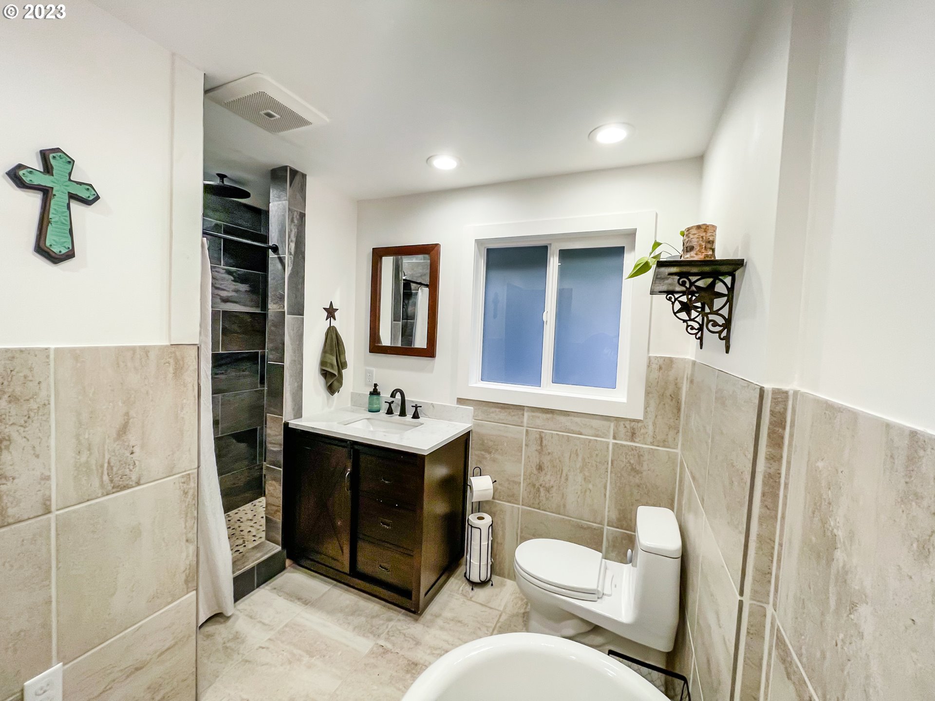 65790 East Sandy River Lane Rhododendron, OR 97049 - Photo 5 of 30
