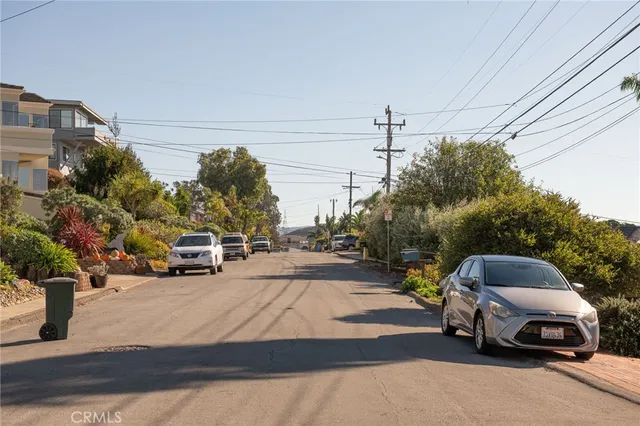 $1,070,000 | 2581 Juniper Avenue, Morro Bay, CA 93442