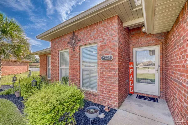 $340,000 | 5764 Shady Glen Court, Milton, FL 32571