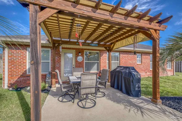 $340,000 | 5764 Shady Glen Court, Milton, FL 32571