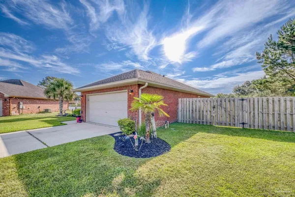 $340,000 | 5764 Shady Glen Court, Milton, FL 32571