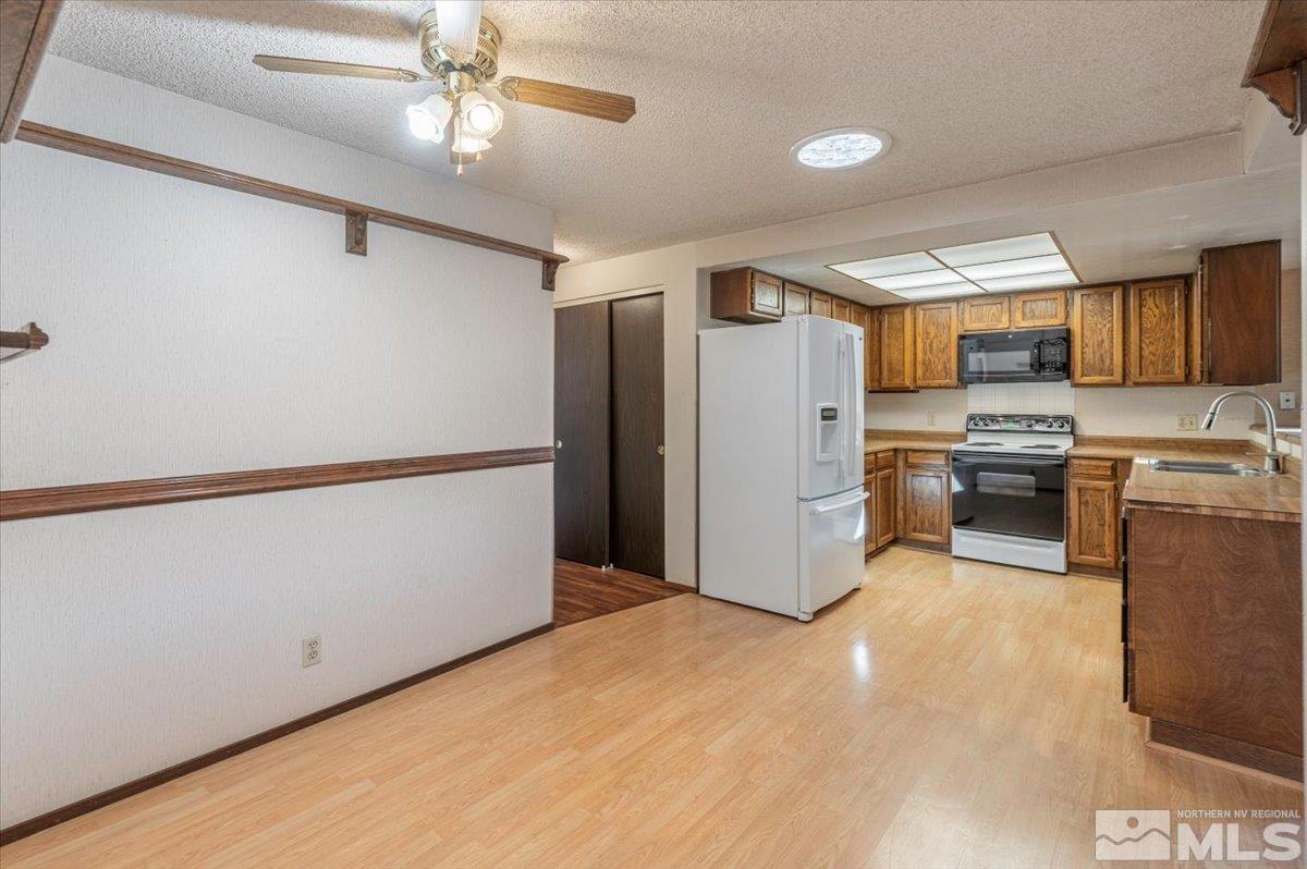 4352 Mexicali Court Reno, NV 89502 - Photo 11 of 35 Photo 11