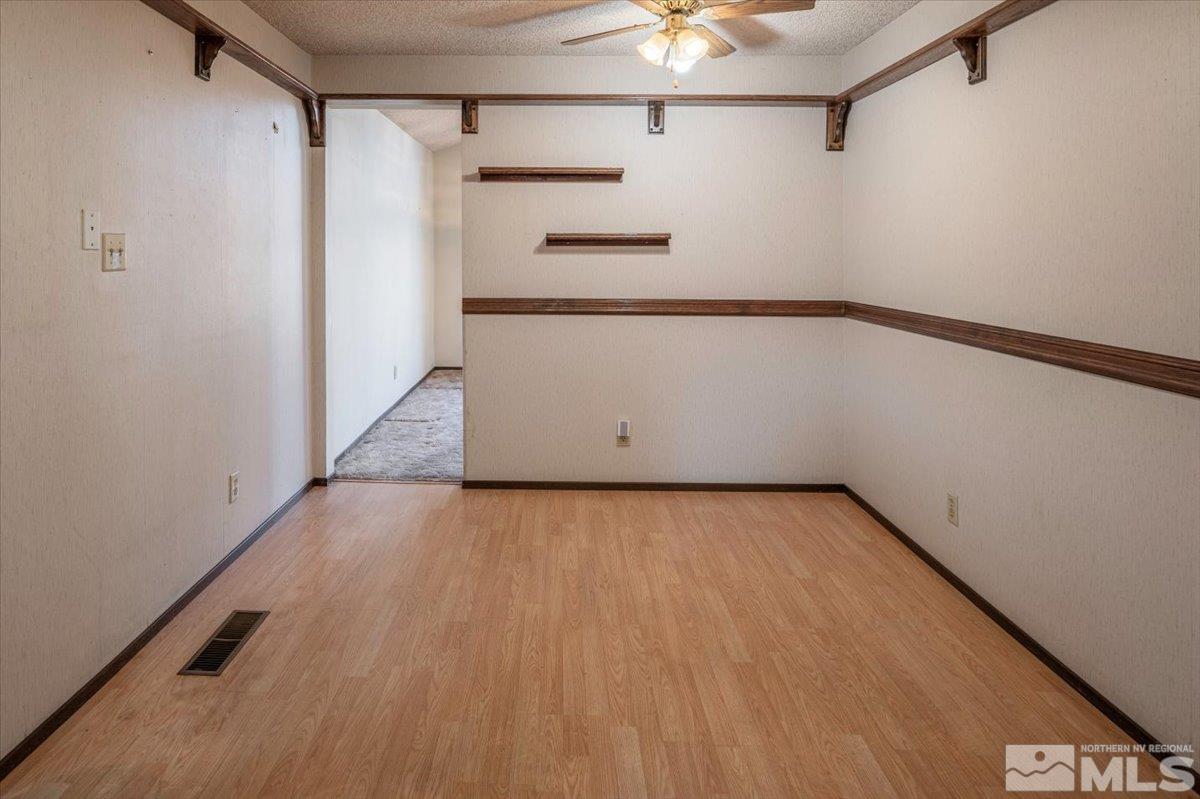 4352 Mexicali Court Reno, NV 89502 - Photo 10 of 35 Photo 10