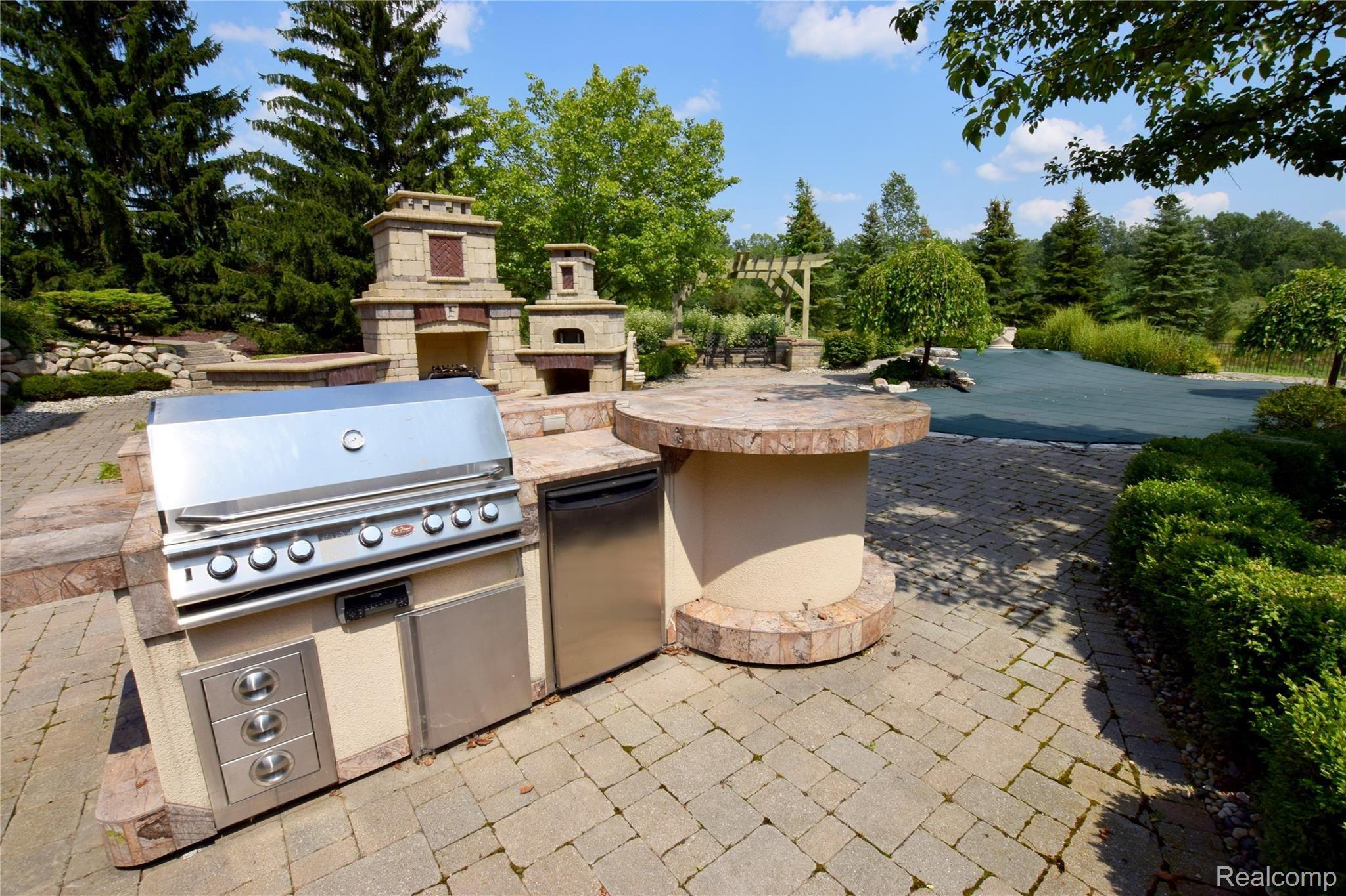 11471 Sharp Road Linden, MI 48451 - Photo 28 of 38 Grilling station.