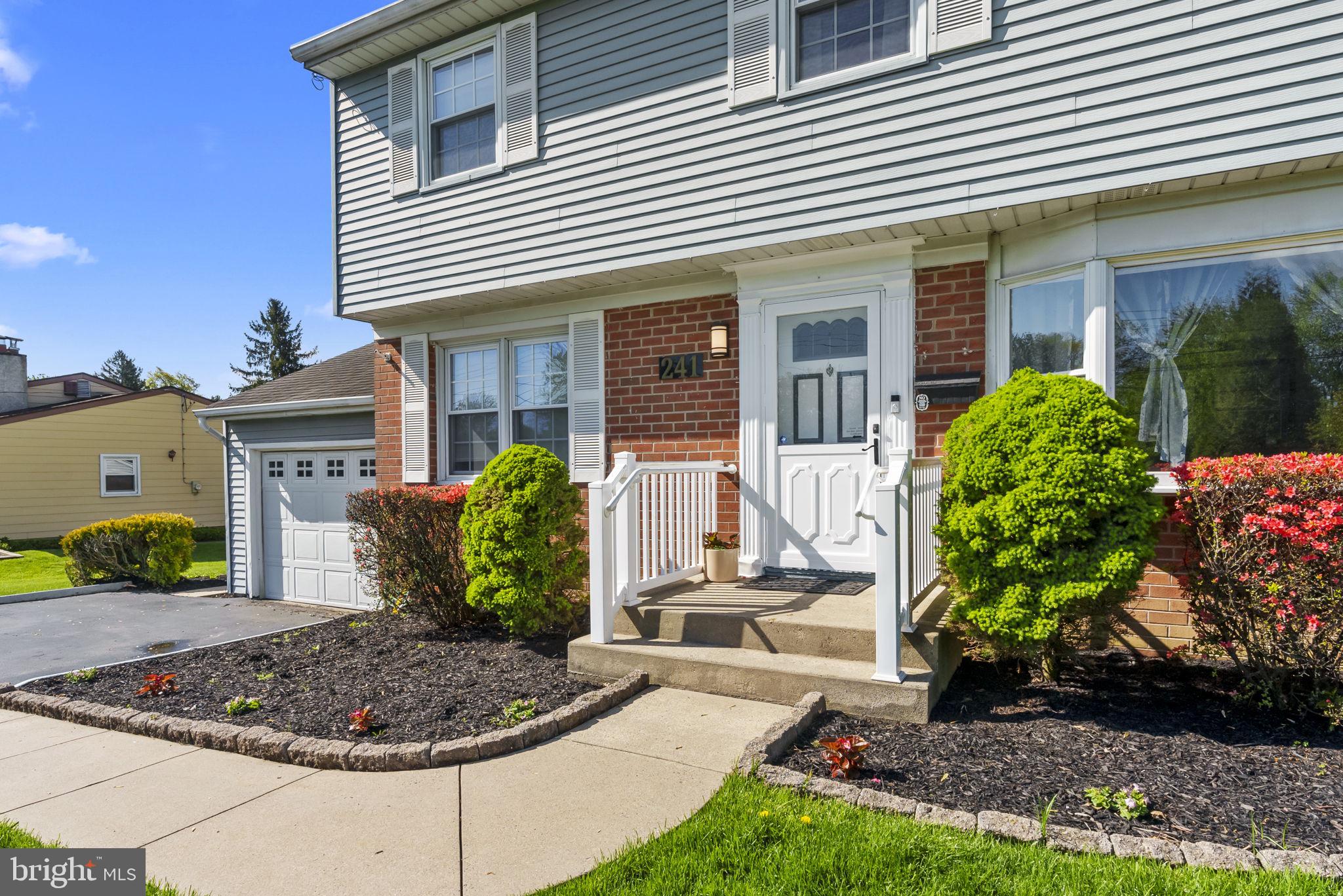 241 Crestview Road Hatboro, PA 19040 - Photo 4 of 36 Gallery Image 4