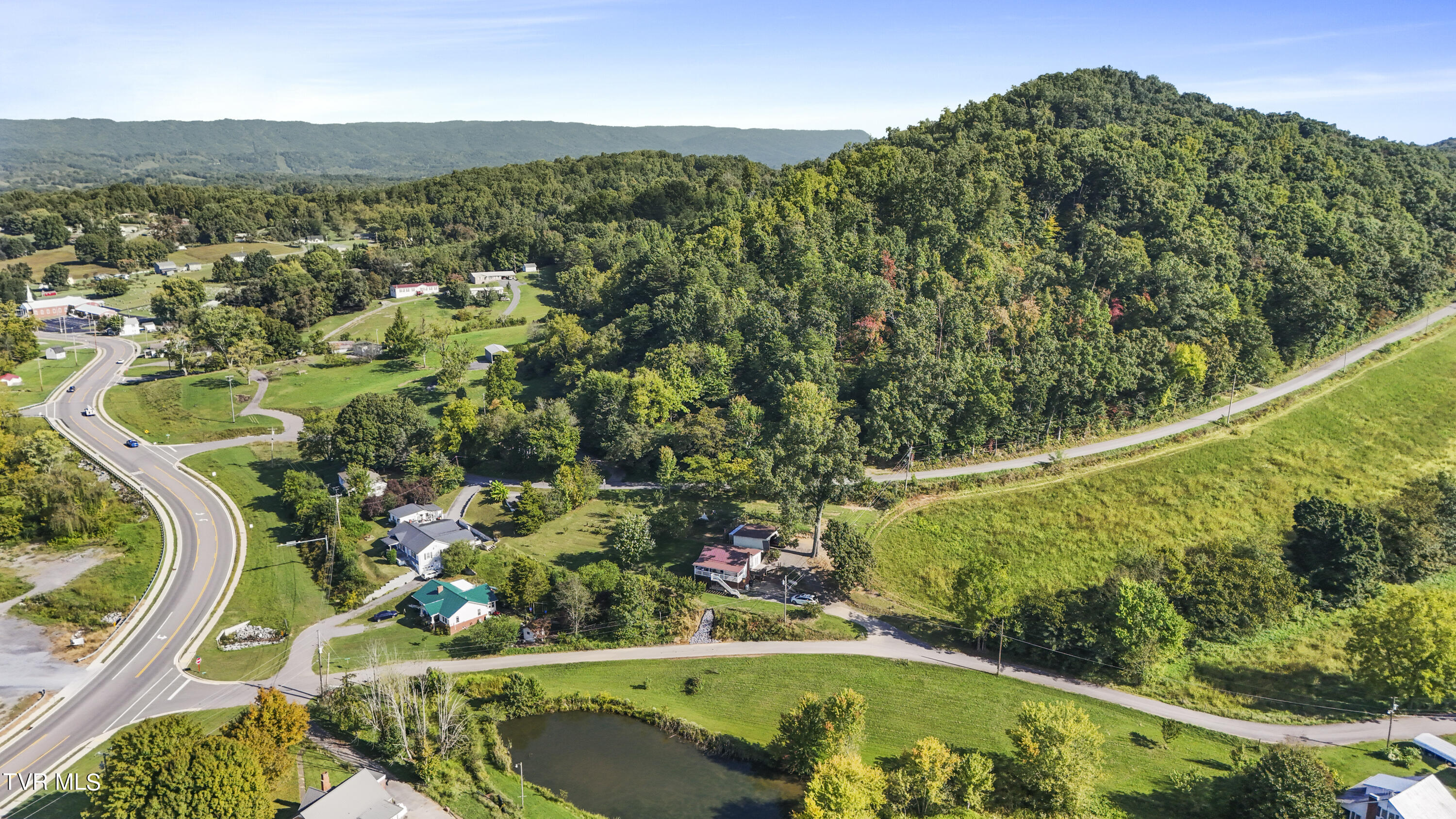 114 Judge Baines Road Fall Branch, TN 37656 - Photo 30 of 45 DJI_20240919103844_0662_D