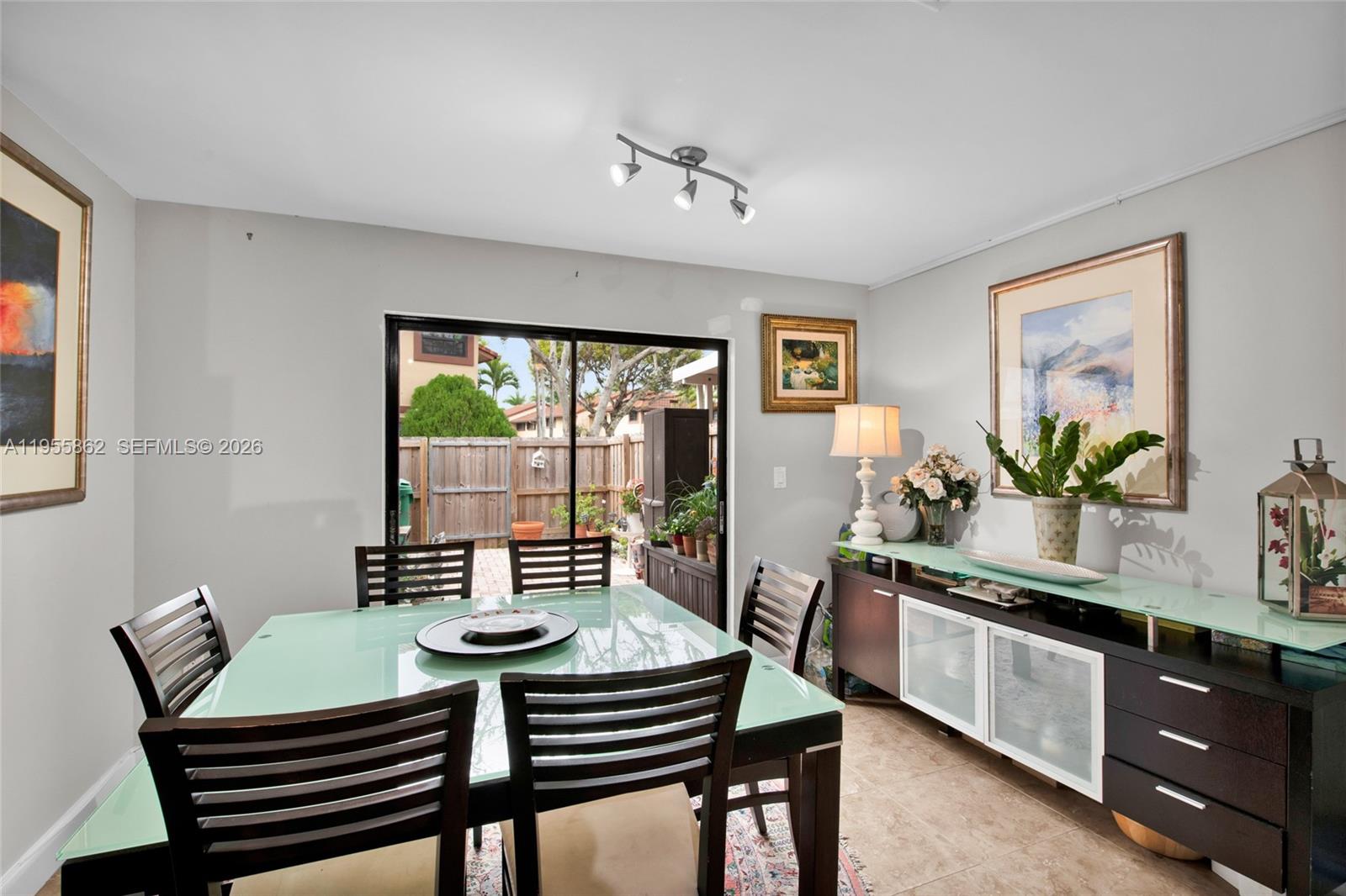 5914 Southwest 133rd Court Miami, FL 33183 - Photo 13 of 32