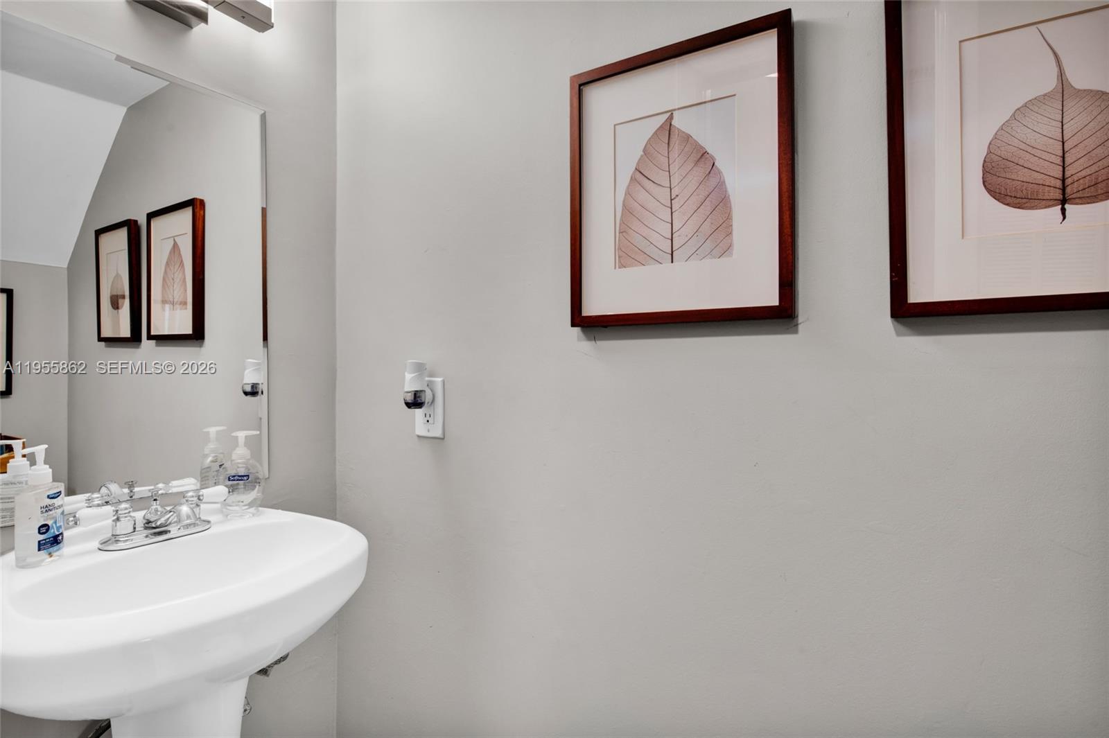 5914 Southwest 133rd Court Miami, FL 33183 - Photo 18 of 32