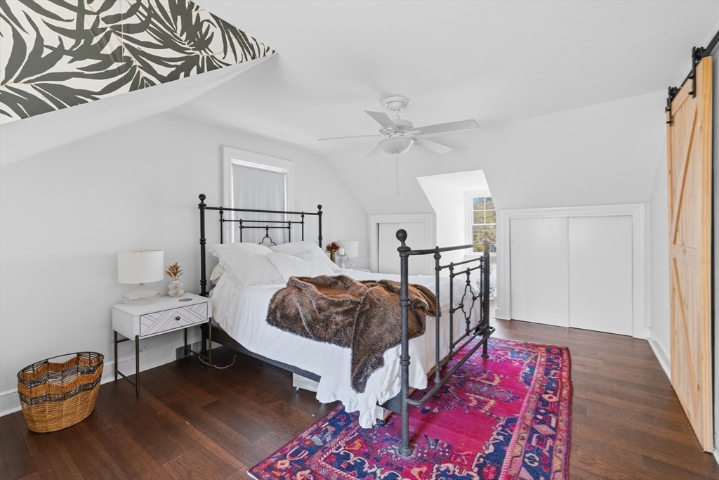 377 Archer Street Fall River, MA 02720 - Photo 15 of 29
