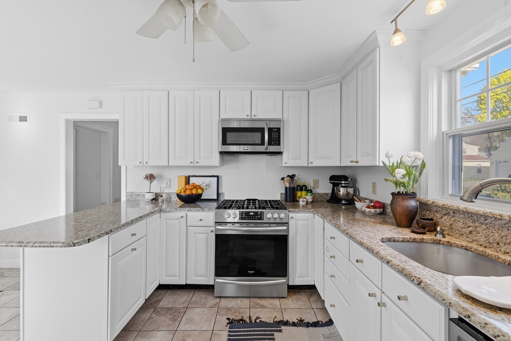 377 Archer Street Fall River, MA 02720 - Photo 2 of 29