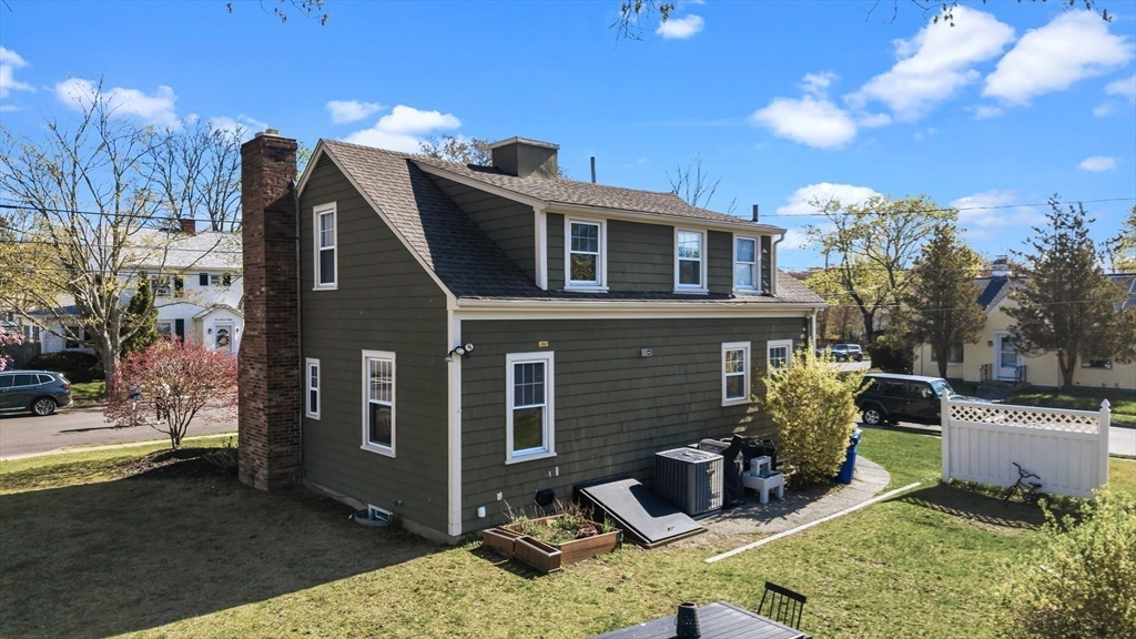 377 Archer Street Fall River, MA 02720 - Photo 24 of 29