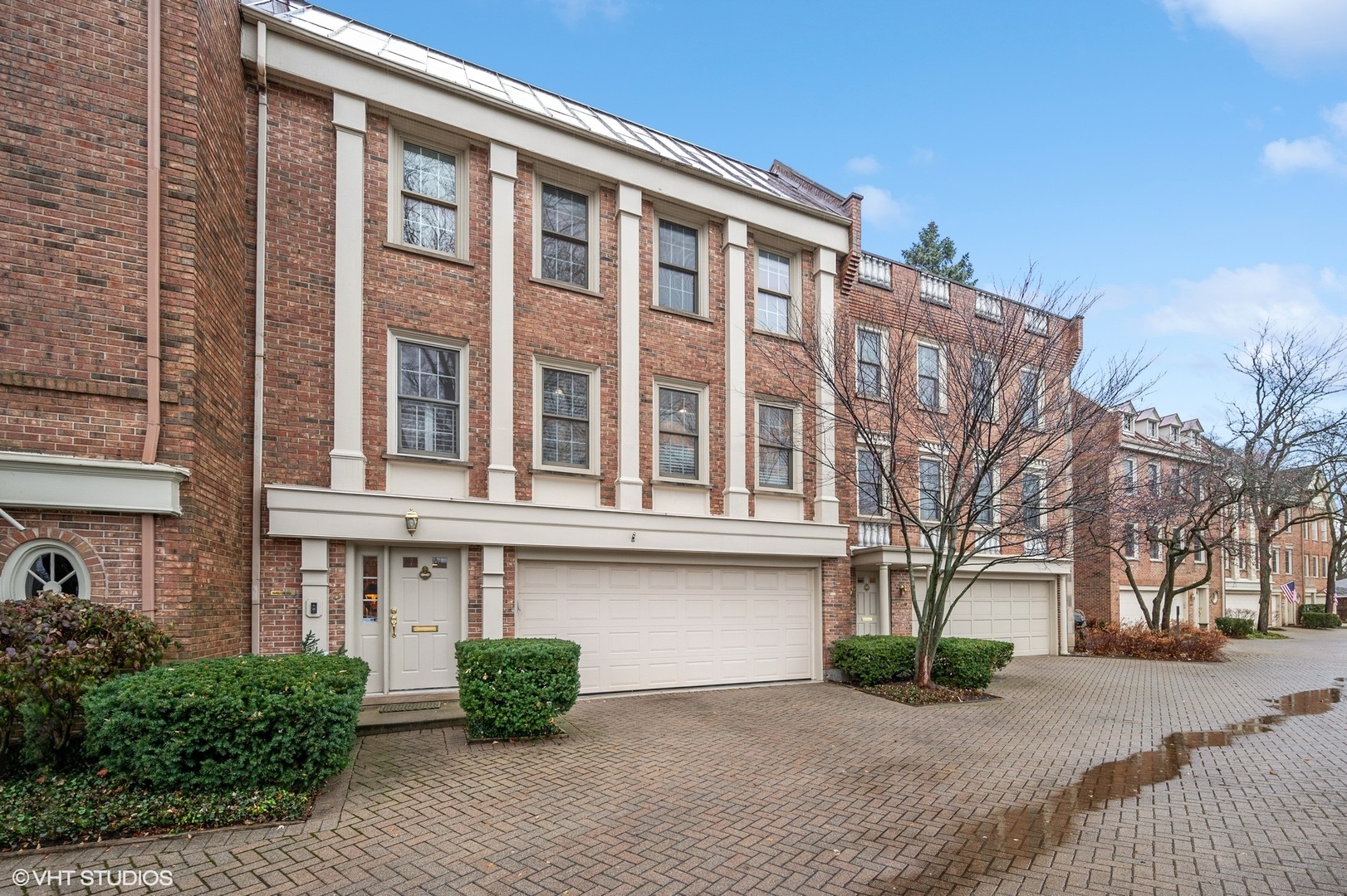 3 Landmark Street Northfield, IL 60093 - Photo 1 of 31 a front view of a building