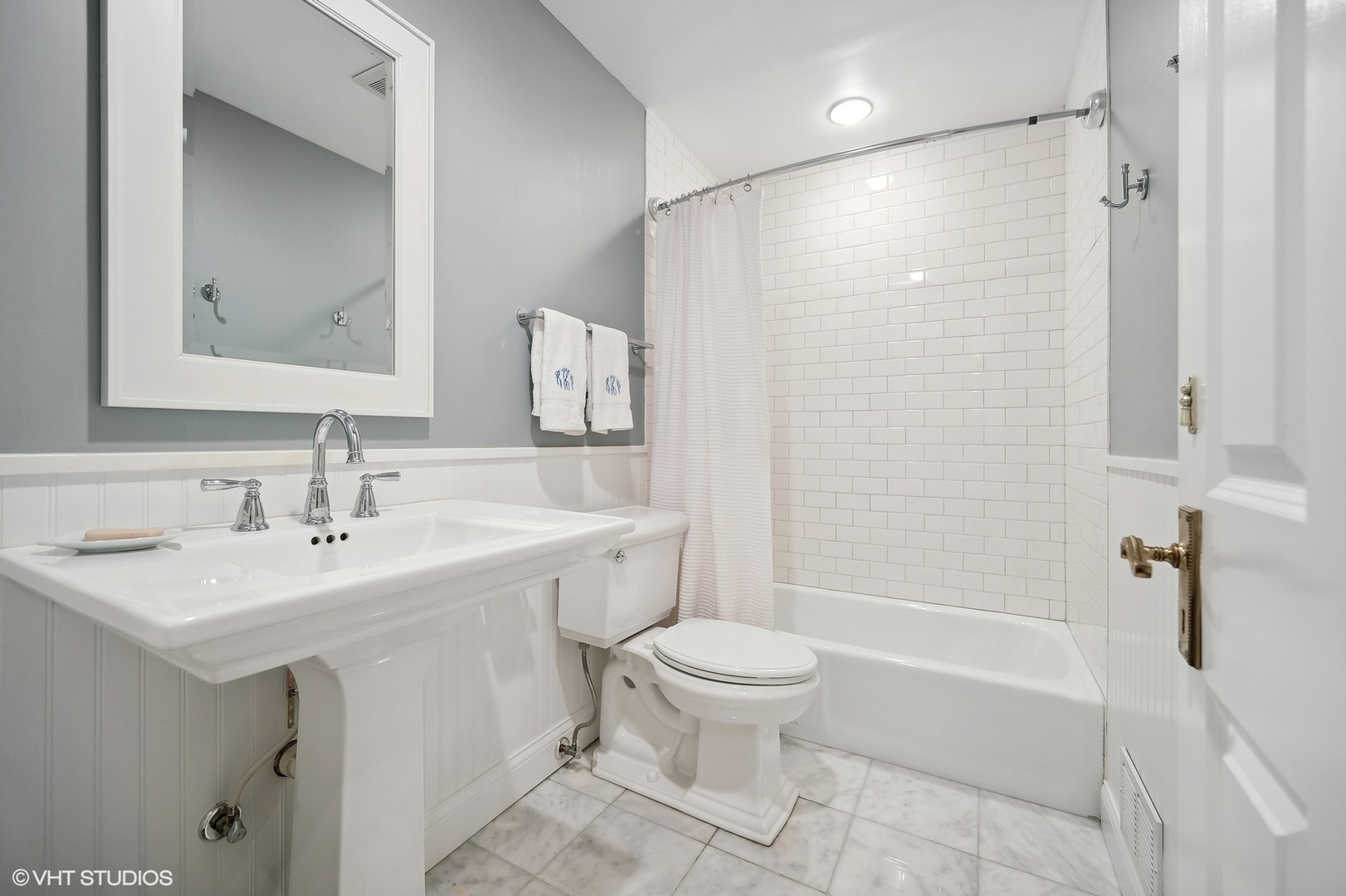 3 Landmark Street Northfield, IL 60093 - Photo 25 of 31 a bathroom with a sink toilet and shower
