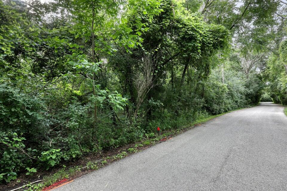 Lt9-13 Rd L Oconomowoc, WI 53066 - Photo 3 of 29 20230711180550059207000000-o