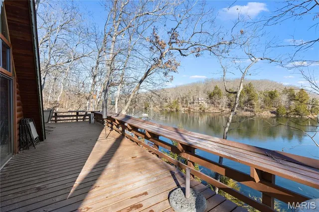 $575,000 | 145 East Innsbrook Cir Drive, Wright City, MO 63390