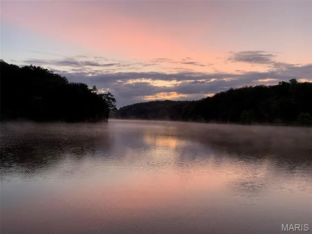 $575,000 | 145 East Innsbrook Cir Drive, Wright City, MO 63390