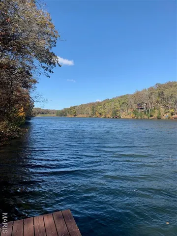 $575,000 | 145 East Innsbrook Cir Drive, Wright City, MO 63390