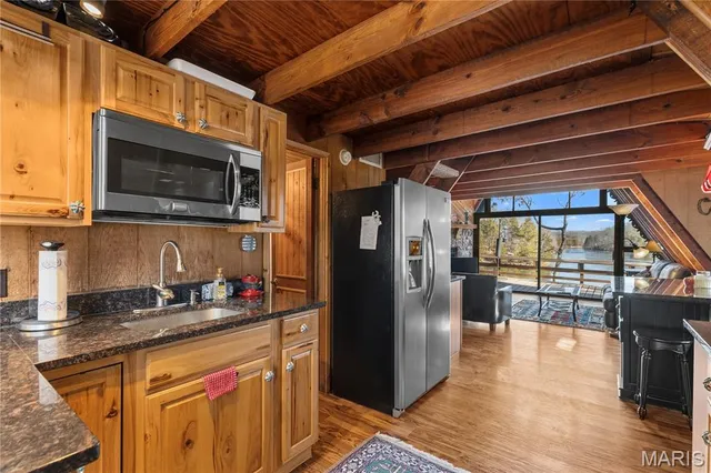 $575,000 | 145 East Innsbrook Cir Drive, Wright City, MO 63390