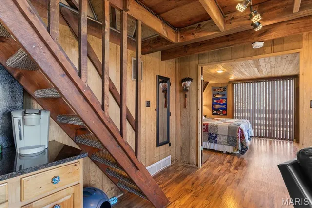 $575,000 | 145 East Innsbrook Cir Drive, Wright City, MO 63390