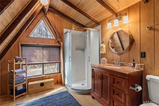 $575,000 | 145 East Innsbrook Cir Drive, Wright City, MO 63390