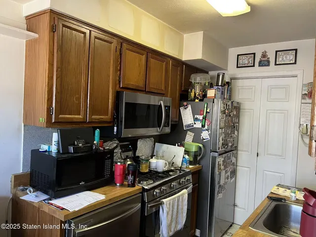 $548,000 | 190 Monahan Avenue | New Springville