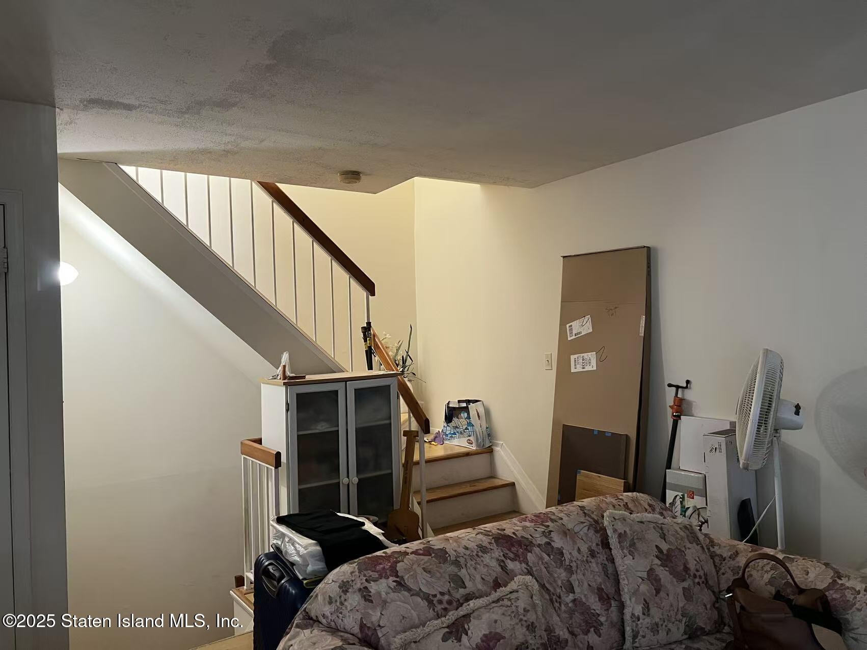 190 Monahan Avenue Staten Island, NY 10314 - Photo 7 of 8 d91a1c642643167938471432c314e058