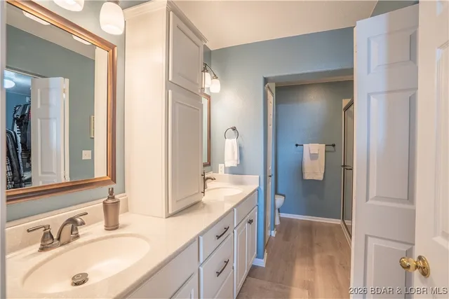 $329,900 | 214 Emerald Bay Drive, Unit 1D, Lake Ozark, MO 65049