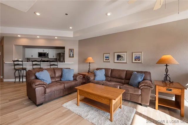 $329,900 | 214 Emerald Bay Drive, Unit 1D, Lake Ozark, MO 65049