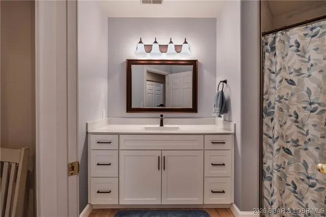 $329,900 | 214 Emerald Bay Drive, Unit 1D, Lake Ozark, MO 65049