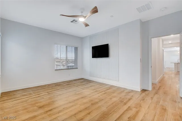 $2,398 | 237 Callen Falls Avenue, Unit 2025, Henderson, NV 89011