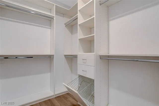 $2,398 | 237 Callen Falls Avenue, Unit 2025, Henderson, NV 89011