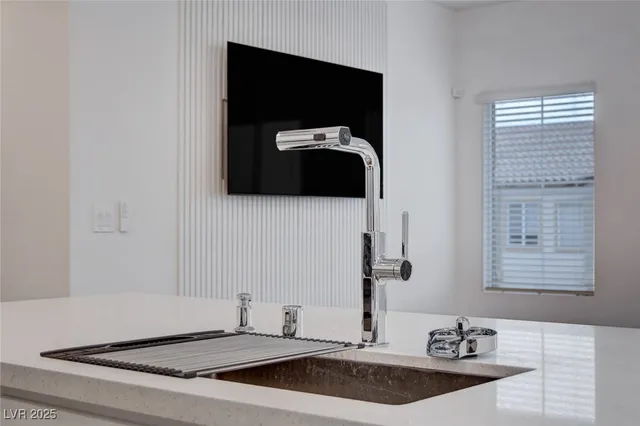 $2,398 | 237 Callen Falls Avenue, Unit 2025, Henderson, NV 89011