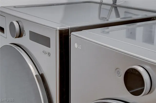 $2,398 | 237 Callen Falls Avenue, Unit 2025, Henderson, NV 89011