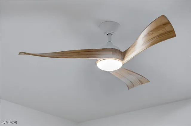 $2,398 | 237 Callen Falls Avenue, Unit 2025, Henderson, NV 89011