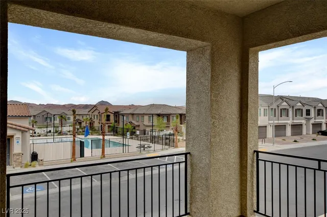$2,398 | 237 Callen Falls Avenue, Unit 2025, Henderson, NV 89011