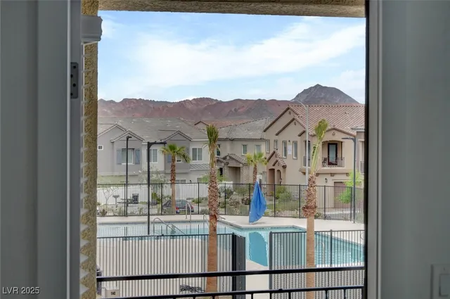 $2,398 | 237 Callen Falls Avenue, Unit 2025, Henderson, NV 89011