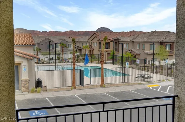$2,398 | 237 Callen Falls Avenue, Unit 2025, Henderson, NV 89011