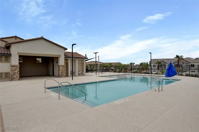 $2,398 | 237 Callen Falls Avenue, Unit 2025, Henderson, NV 89011