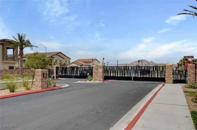 $2,398 | 237 Callen Falls Avenue, Unit 2025, Henderson, NV 89011