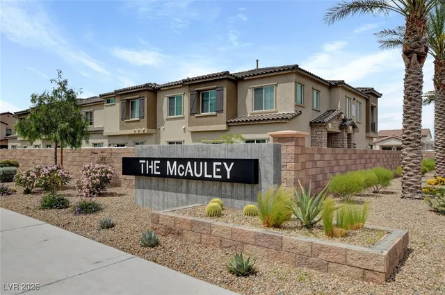 $2,398 | 237 Callen Falls Avenue, Unit 2025, Henderson, NV 89011